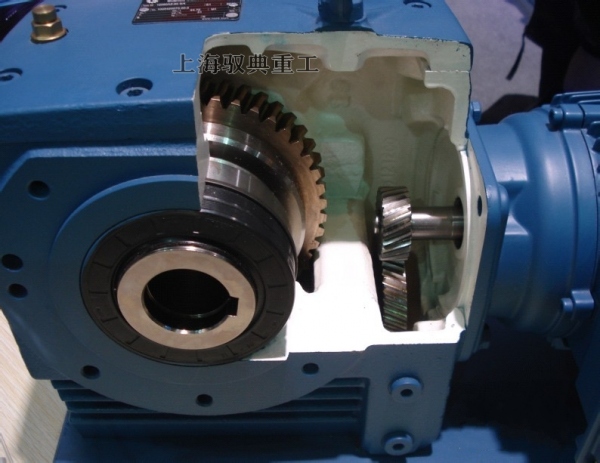 S系列斜齒-蝸輪蝸桿減速機結構圖