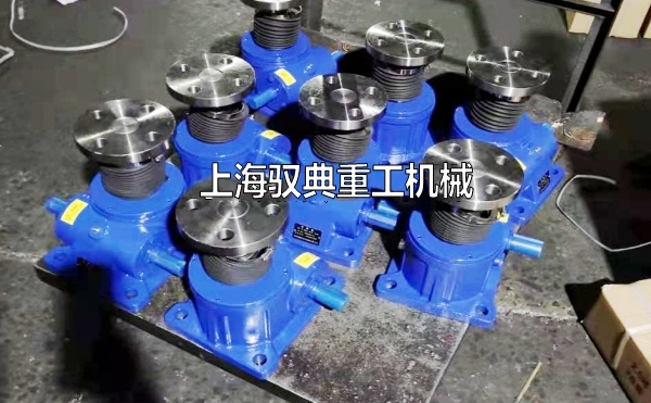 怎么減少絲桿升降機間隙造成的誤差